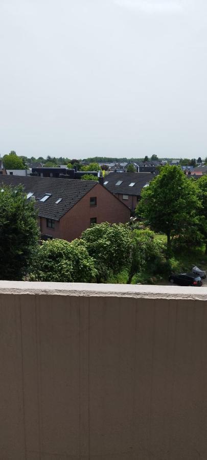 Schoene Sonnige Wohnung Jüchen Exterior foto